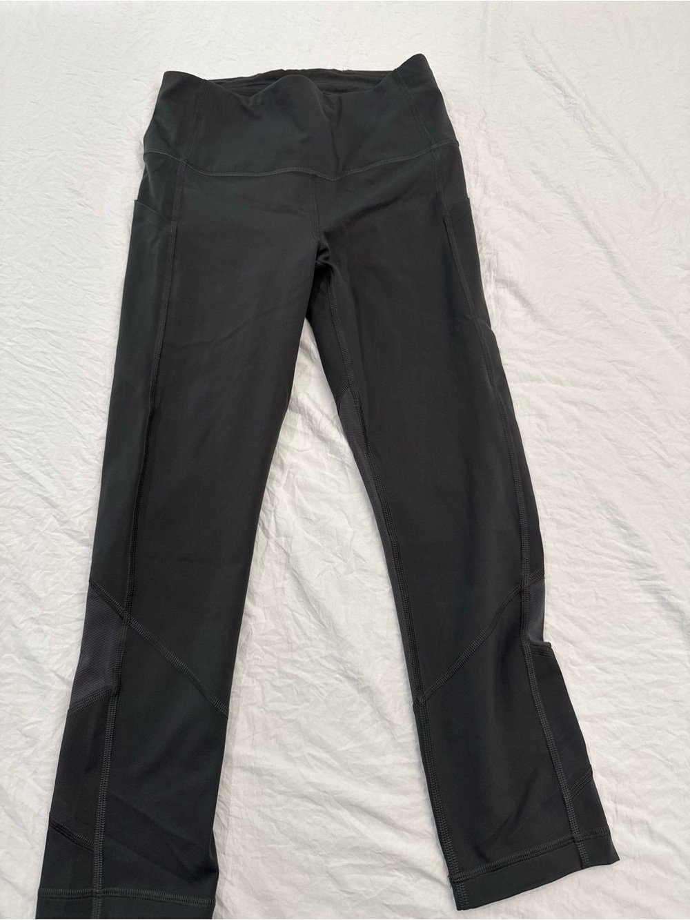 Black lululemon capri Athletic Leggings